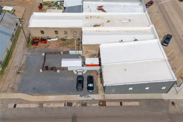 Hydro, OK 73048,131 W Main ST