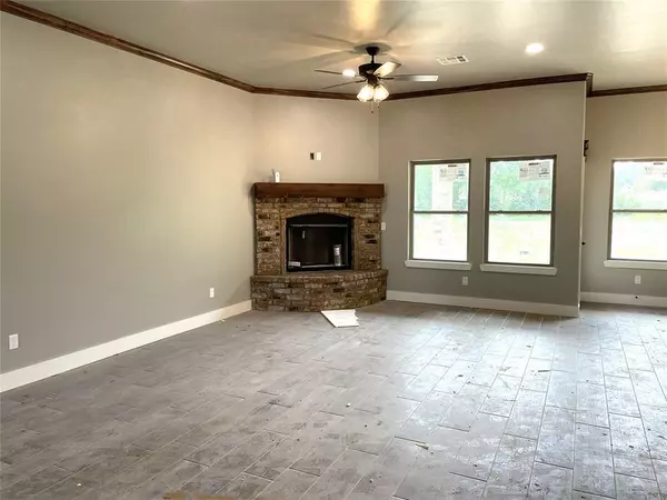 Harrah, OK 73045,2069 Kinsington CIR