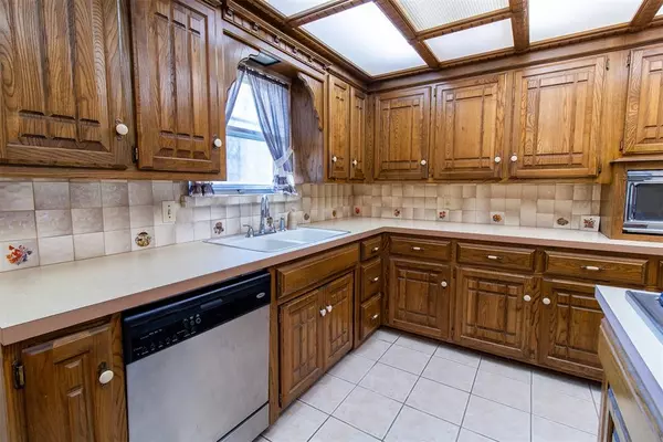 Midwest City, OK 73130,2804 S Post RD