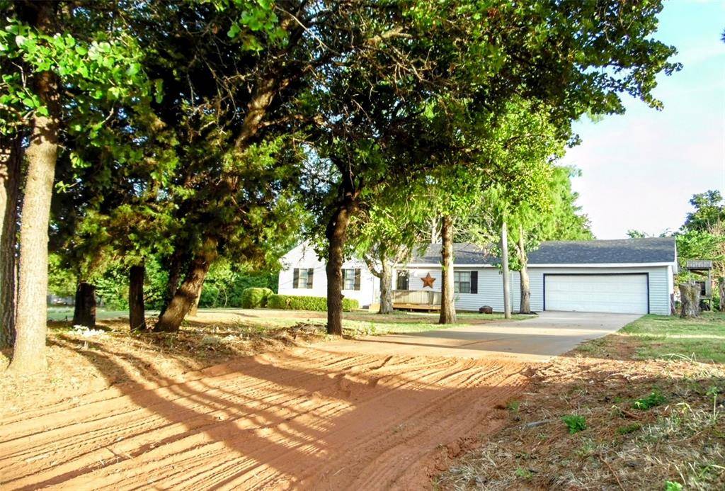 2375 Tecumseh RD, Blanchard, OK 73010
