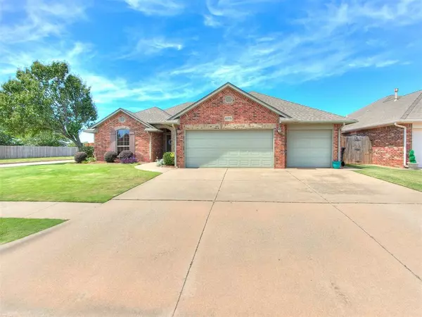 8709 NW 74th ST, Oklahoma City, OK 73132