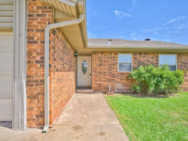 Shawnee, OK 74804,1810 W University ST