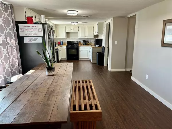 Thomas, OK 73669,115 S 12th ST