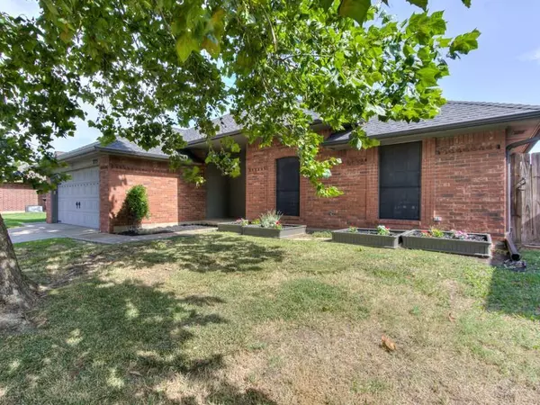 Oklahoma City, OK 73170,225 Cypress DR