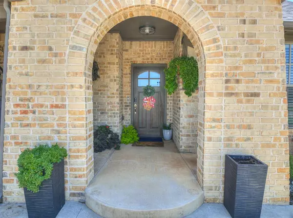 Oklahoma City, OK 73142,13525 Stonedale DR