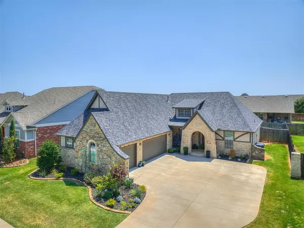 13525 Stonedale DR, Oklahoma City, OK 73142