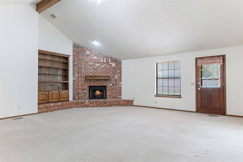 Edmond, OK 73012,2318 Ripple Creek LN