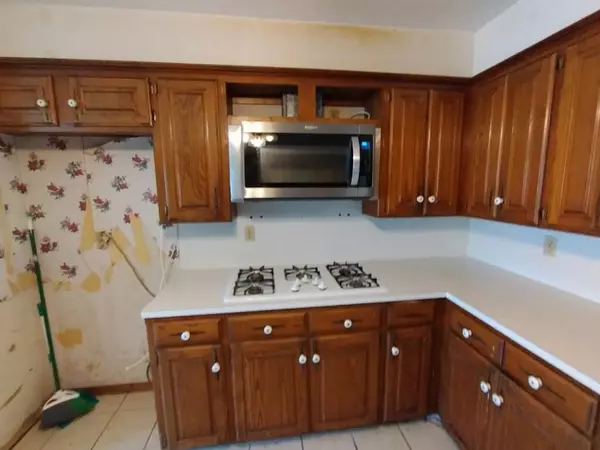 Midwest City, OK 73110,2921 Shadybrook DR