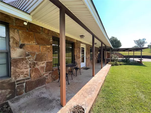 Geary, OK 73040,711 Wright LN