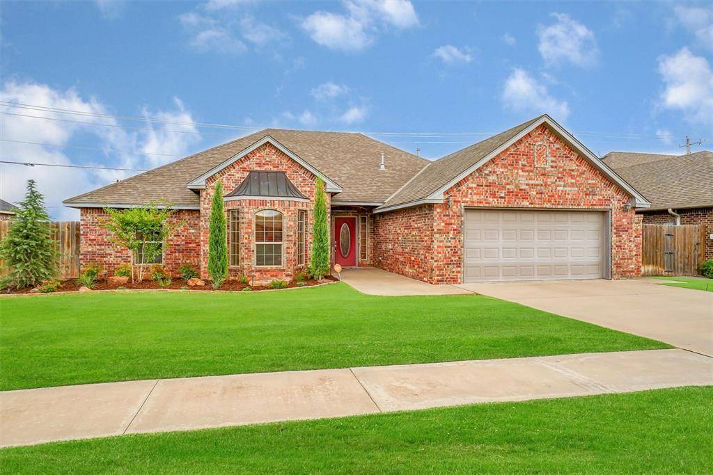 1208 Chestnut PL, Weatherford, OK 73096