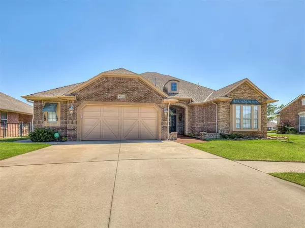 Warr Acres, OK 73132,8512 NW 72nd CIR