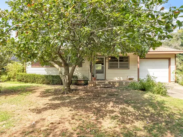 406 S 7th ST, Noble, OK 73068