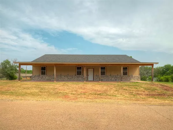 100 E 1st ST, Wellston, OK 74881