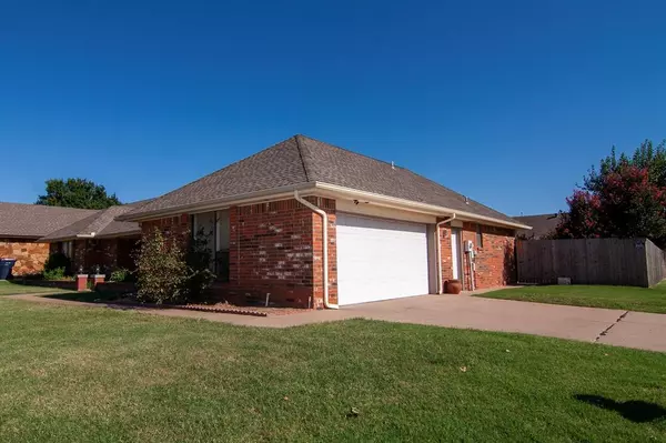 Oklahoma City, OK 73139,616 SW 102nd ST