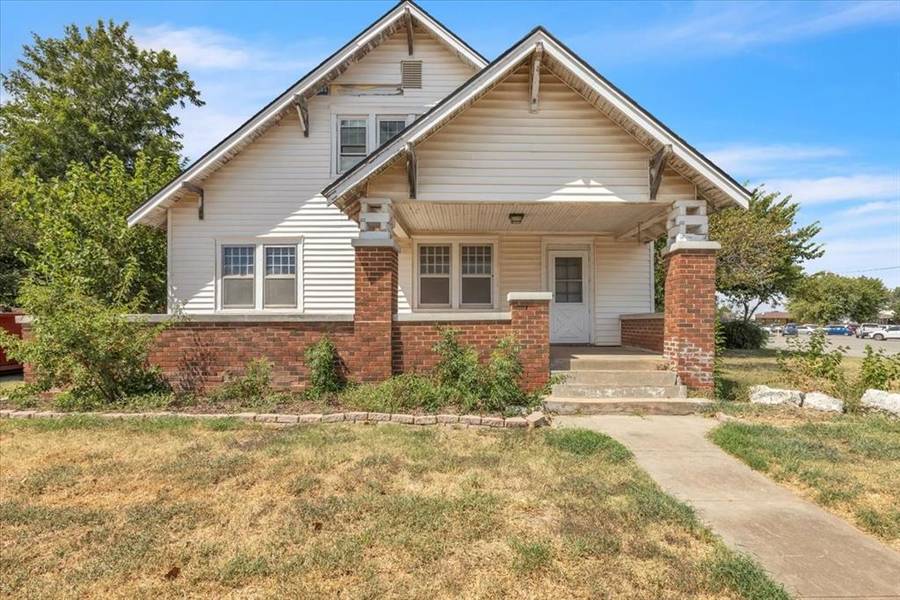 322 N Spencer ST, Hinton, OK 73047