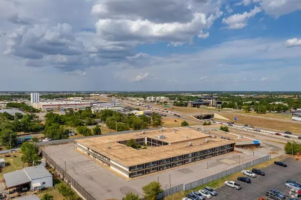 Oklahoma City, OK 73129,5245 S I 35 Service RD