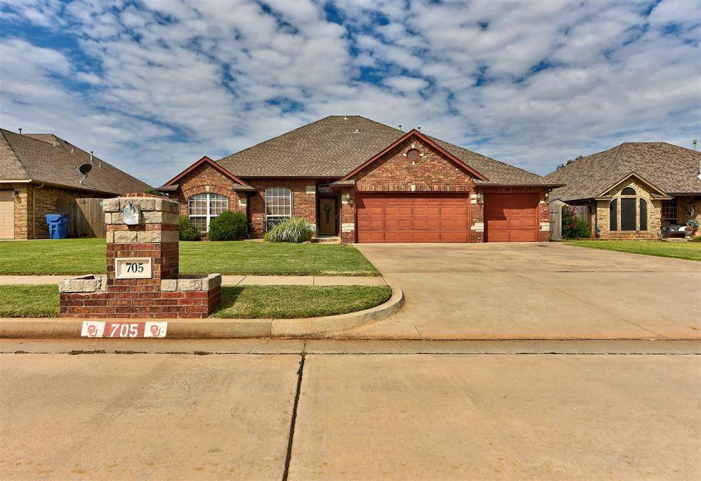 705 N Buckhorn WAY, Mustang, OK 73064