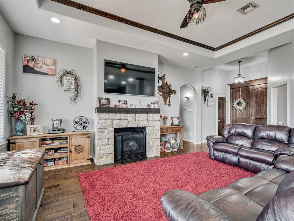 Kingfisher, OK 73750,1209 Hanna LN