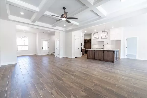 Edmond, OK 73049,14009 Magnolia LN