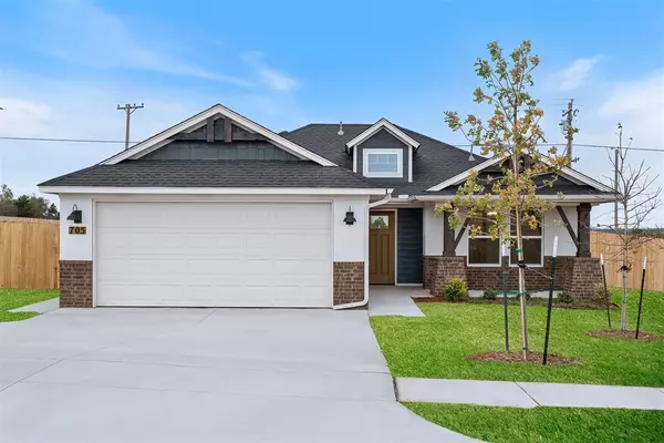 705 Elena DR, Blanchard, OK 73010