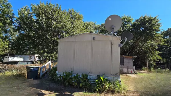 Kingston, OK 73439,12311 Birdhouse RD