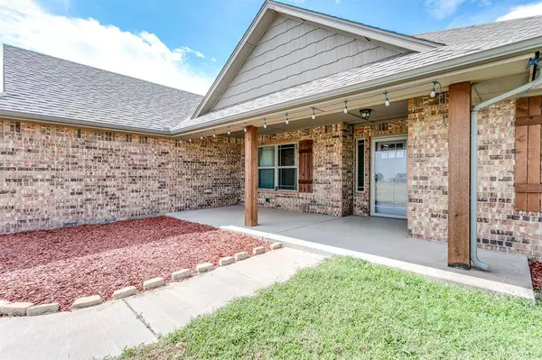 Piedmont, OK 73078,5616 Heritage CIR