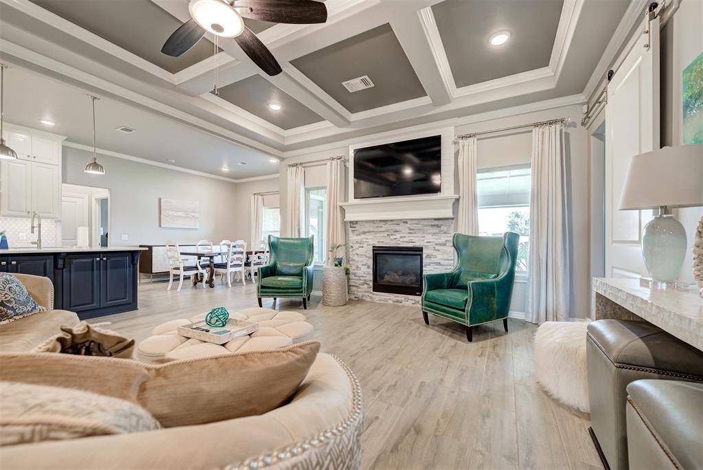 Edmond, OK 73012,18629 Groveton BLVD