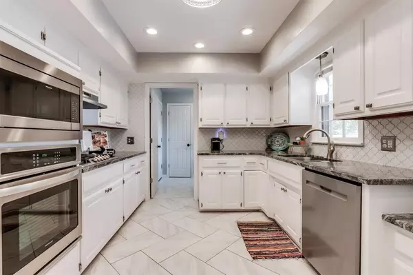 Oklahoma City, OK 73120,10200 Sunnymeade PL