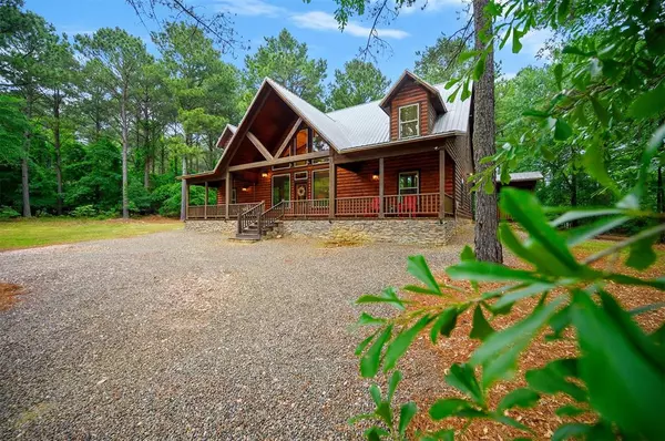 Broken Bow, OK 74728,143 Honey Crisp LN