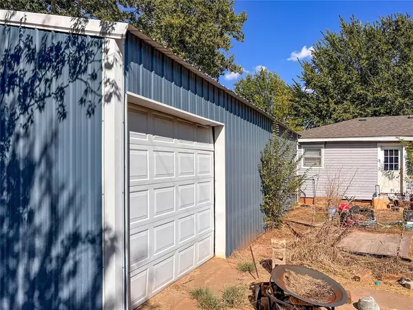 Maysville, OK 73057,1330 S Gross DR