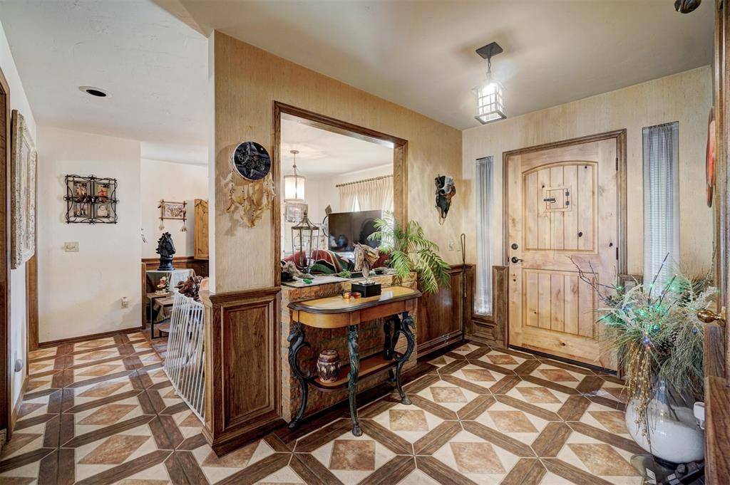 Oklahoma City, OK 73162,6901 NW 100th ST