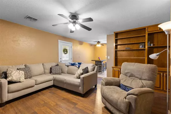 Marlow, OK 73055,407 W Cheyenne ST