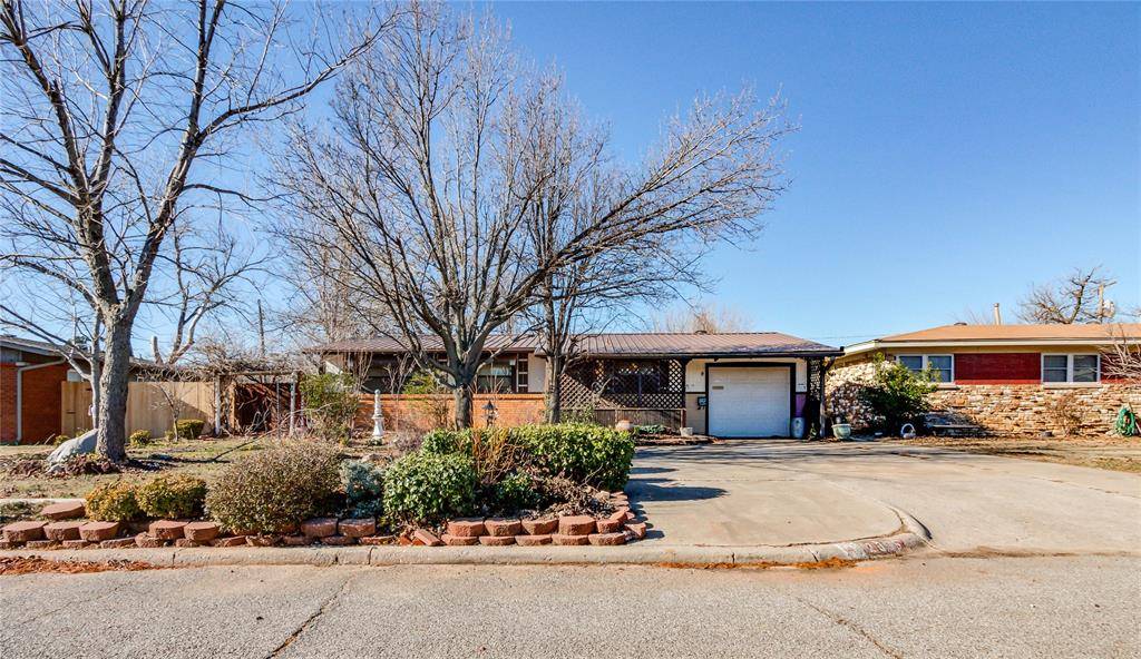 2305 N Wheeler AVE, Bethany, OK 73008