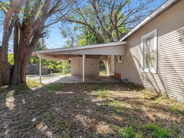 Shawnee, OK 74801,515 E Oakland ST