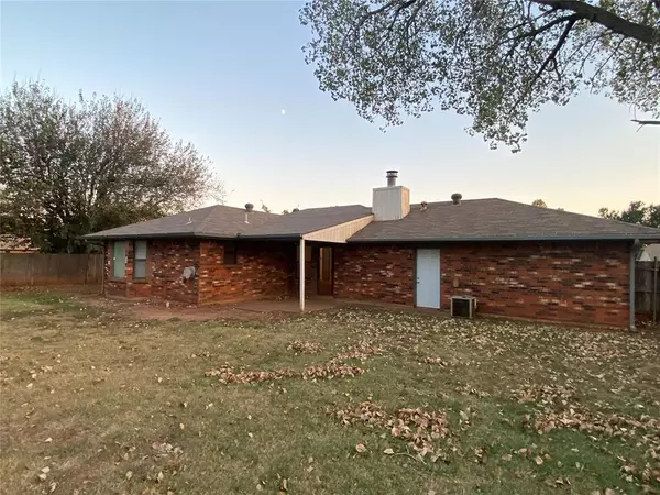 Edmond, OK 73003,1211 W Gemini RD