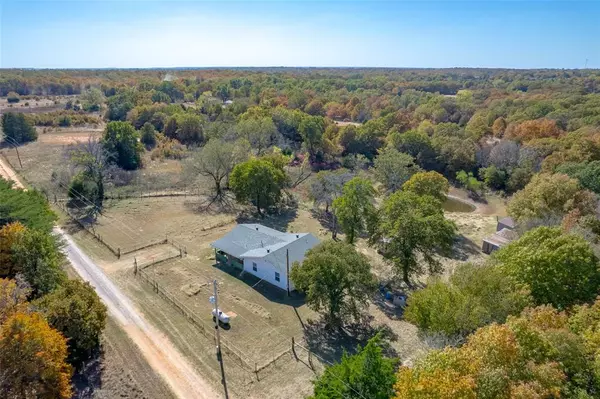 24770 Dusty RD, Tecumseh, OK 74873