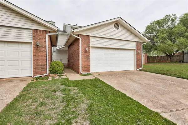 Oklahoma City, OK 73120,12925 Carrie CT