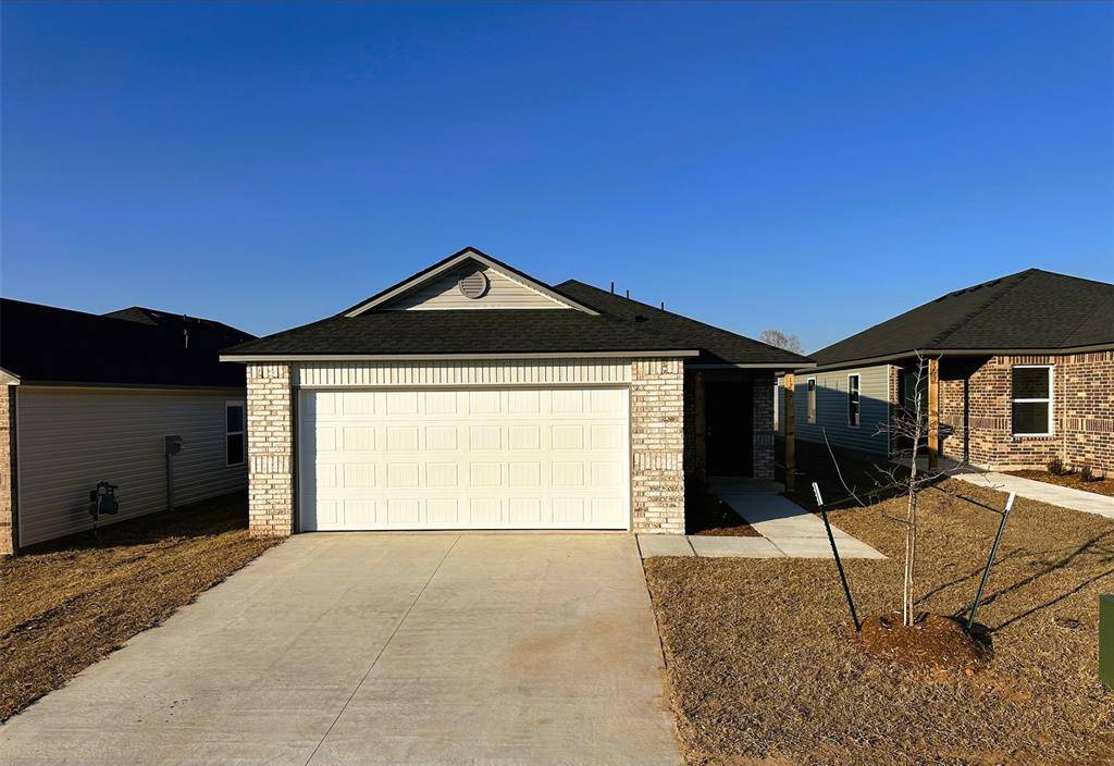 1217 Corner Brook DR, Purcell, OK 73080