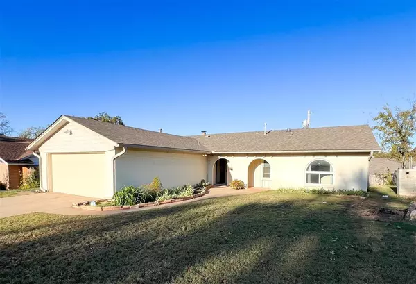 Warr Acres, OK 73132,5957 Seminole RD