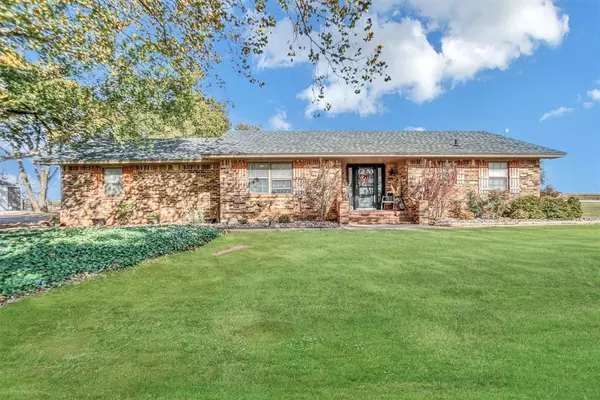 Elk City, OK 73644,19597 E 1140 RD