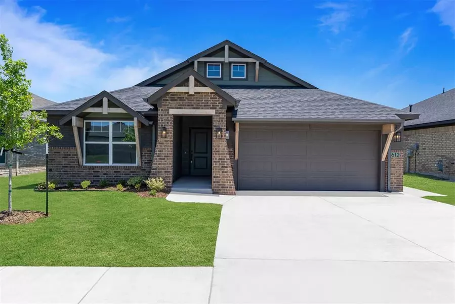 612 Caladium DR, Yukon, OK 73099