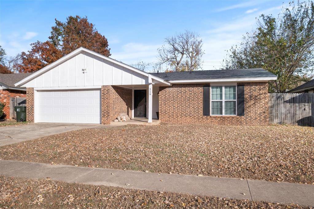 219 Willoway DR, Norman, OK 73072