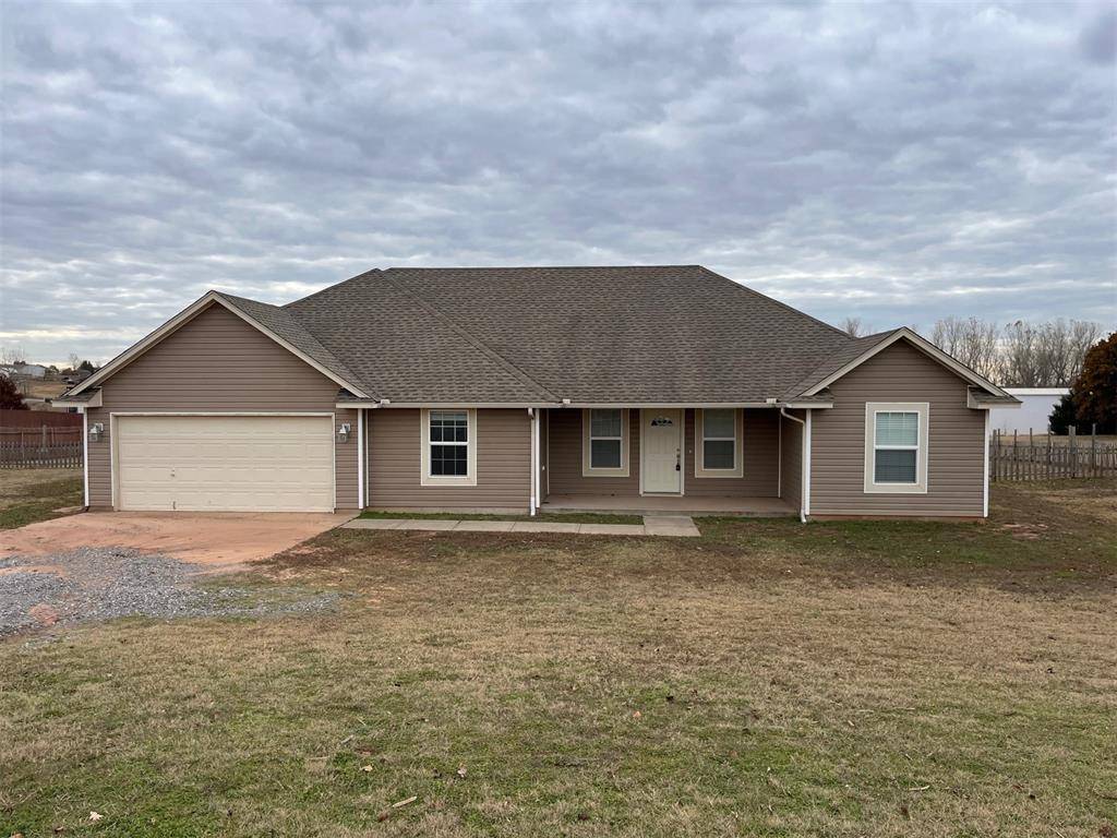 1400 Hillside TER, Blanchard, OK 73010