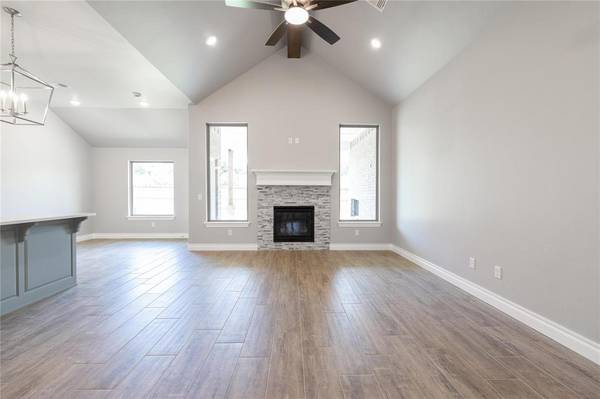 12429 SW 30th ST, Yukon, OK 73099