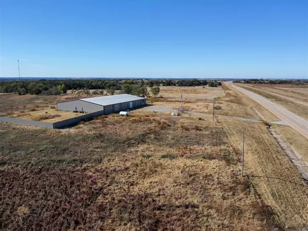 10317 W Highway 33 HWY, Coyle, OK 73027
