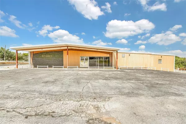 415 E Main ST, Cordell, OK 73632