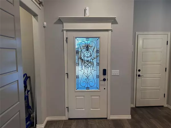 Mustang, OK 73064,1401 N Storybrook TER