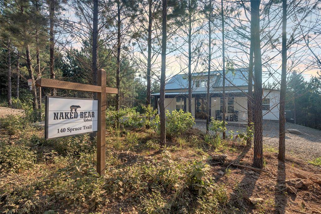 140 S Spruce TRL, Broken Bow, OK 74728