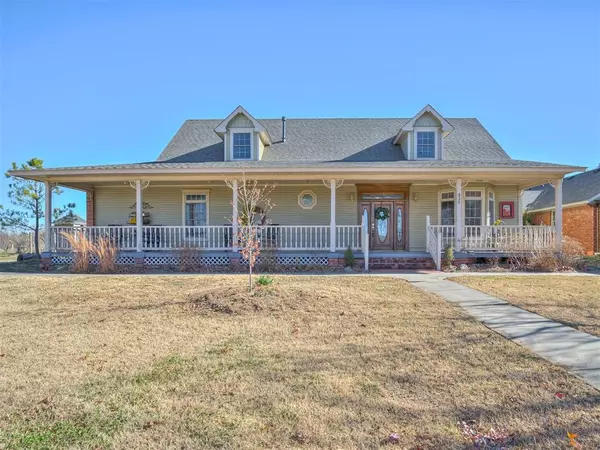 835 County Street 2917, Tuttle, OK 73089