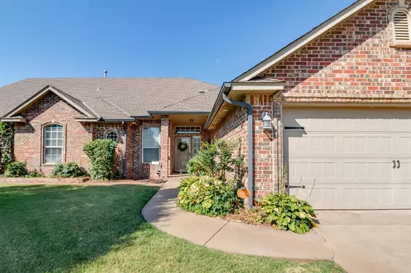 2005 NW Redbud CIR, Piedmont, OK 73078